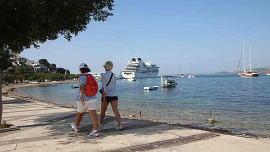 Bodrum'a sezonun ikinci kruvaziyer gemisi geldi
