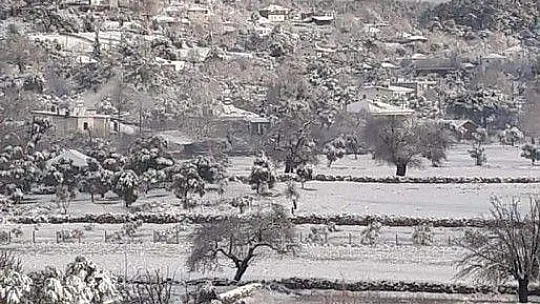 Bodrum'a yıllar sonra kar yağdı