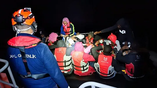 Bodrum açıklarında 49 göçmen kurtarıldı