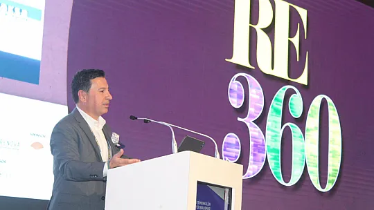 Başkan Aras RE360 Gayrimenkul Buluşmasında Konuştu