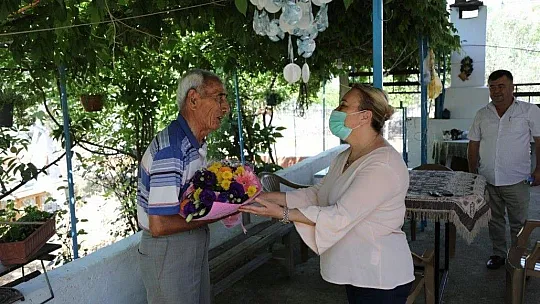 Bodrum Belediyesi 'Yaşlılara Saygı Projesi' başlattı
