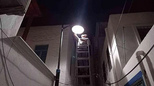 Bodrum Belediyesi elektrik ekipleri kesintisiz çalışıyor