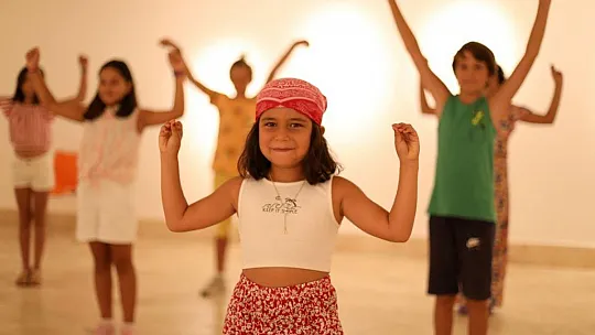 Bodrum Belediyesi'nin yaz kursları devam ediyor