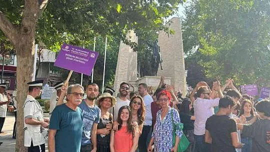 Bodrum Belediyesi Şehir Tiyatrosu Denizli'deydi