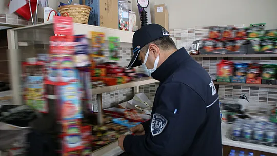 Bodrum Belediyesi zabıta ekipleri, okul kantinlerinde denetimlerini sürdürüyor