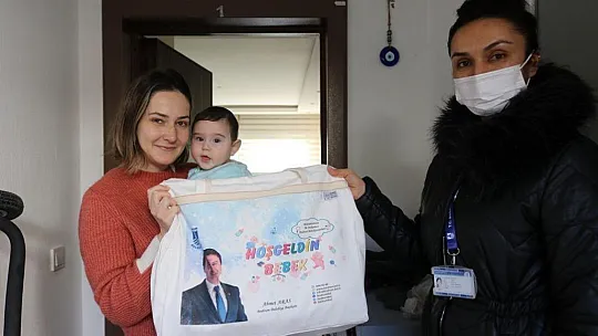 Bodrum Belediyesinden yeni doğan bebeklere sürpriz karşılama