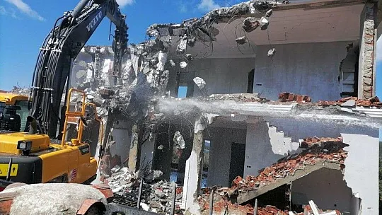 Bodrum'da 2 yılda 423 yapı yıkıldı 2 bin yapı ise yıkılmayı bekliyor