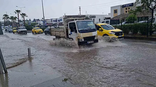 Aralıklarla Üst Üste 3 Hortum Meydana Geldi