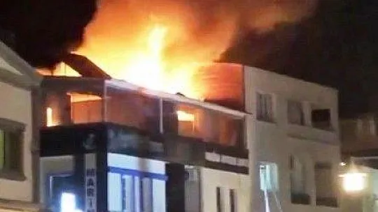 Bodrum'da bir otelin terasında çıkan yangın korkuttu
