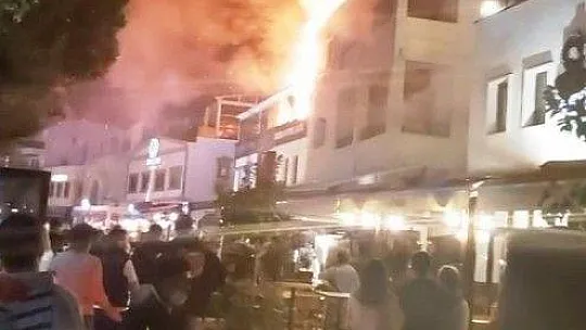 Bodrum'da bir otelin terasında çıkan yangın korkuttu