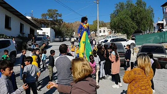 Bodrum'da çocuk kütüphanesi açıldı