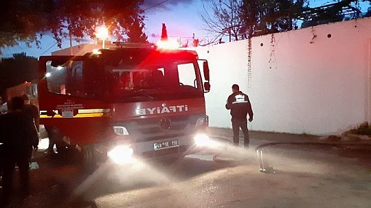 Bodrum'da iş yeri yangını