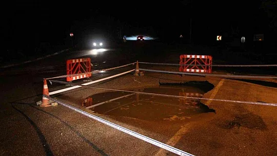 Bodrum'da isale hattı yine patladı