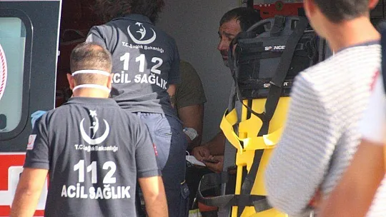 Bodrum'da işçileri taşıyan minibüs kamyonetle çarpıştı: 8 yaralı