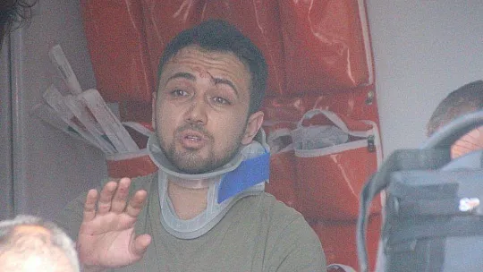 Bodrum'da işçileri taşıyan minibüs kamyonetle çarpıştı: 8 yaralı