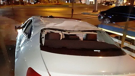 Bodrum'da kavşağa hızlı giren otomobil taklalar attı: 4 yaralı