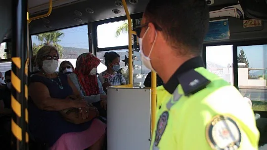 Bodrum'da minibüs ve taksilere Kovid-19 denetimi gerçekleştirildi