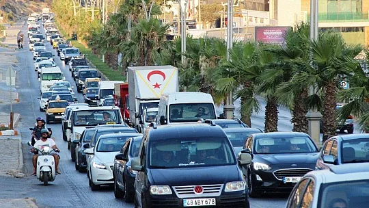 Bodrum'da nüfus 1 milyona yaklaştı, oteller ve sahiller doldu taştı