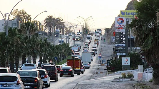 Bodrum'da nüfus 1 milyona yaklaştı, oteller ve sahiller doldu taştı