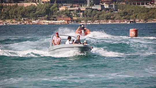 Bodrum'da orman yangınında otellerden 3 bin kişi tahliye edildi
