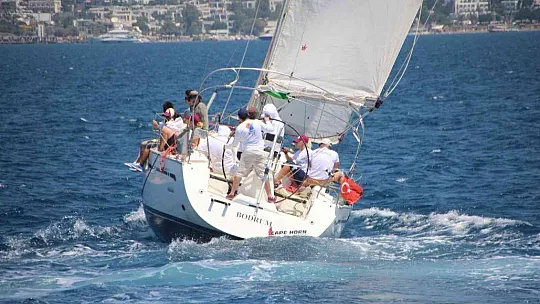 Bodrum'da Sahil Güvenlik 40. Yıl Yarışları başladı