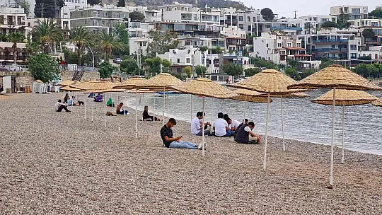 Bodrum'da sahiller boş kaldı
