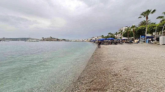 Bodrum'da sahiller boş kaldı