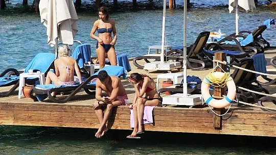 Bodrum'da sahiller doldu taştı