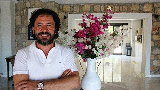 Bodrum'da sahiller doldu, trafik durma noktasına geldi