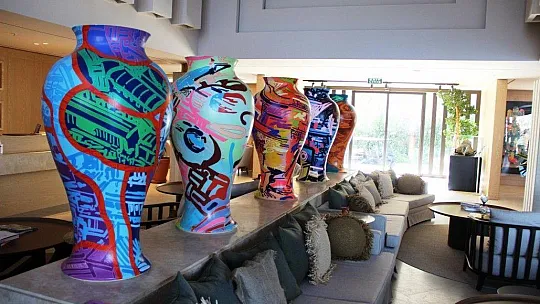 Bodrum'da sanatla tatili bir arada sunan otel ilgi odağı oldu