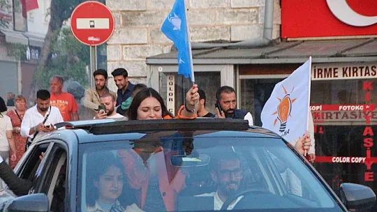 Bodrum'da seçim sonucu kutlandı