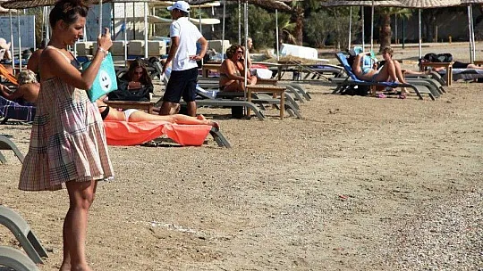 Bodrum'da sıcak havayı gören sahile koştu