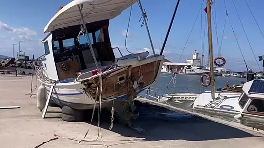 Bodrum'da tekneleri fırtına vurdu