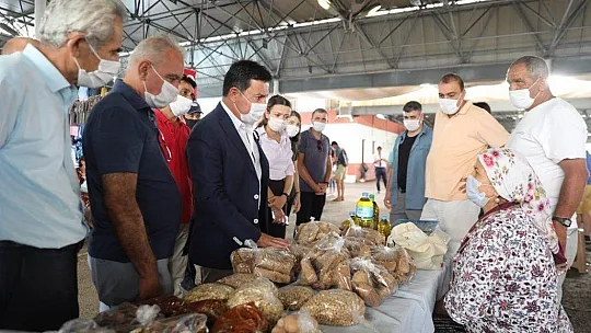 Bodrum'da üretici pazarı açıldı