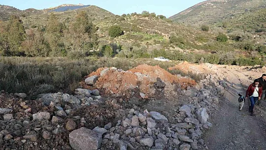 Bodrum'da yanan ormanlık alan kaçak hafriyatla doldu