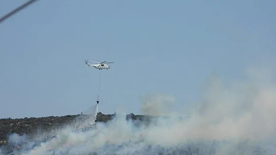 Bodrum'da yangınlar büyüyor, bazı ev ve oteller tahliye ediliyor