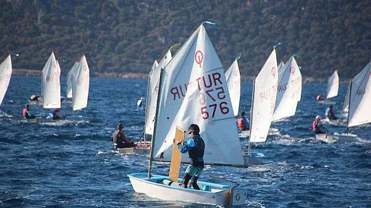 Bodrum'da yelken yarışları başladı