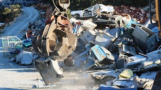 Bodrum'daki hurdalar geri dönüşüme gidiyor