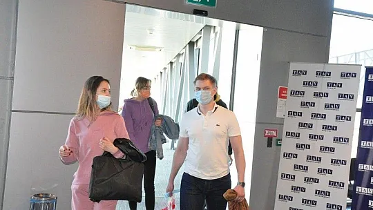 Bodrum havalimanına yılın ilk turist kafilesi geldi