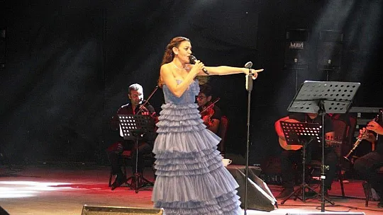 Bodrum Kale'de Rana rüzgarı esti