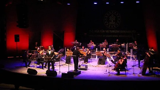 Bodrum Kalesi'nde Tango esintileri