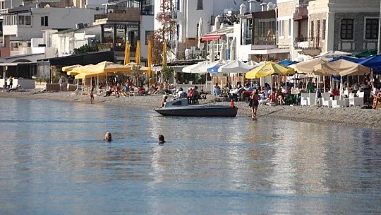Bodrum Kasım ayında yazı yaşıyor