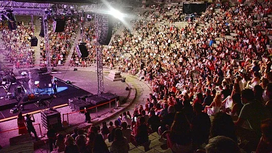 Bodrum konserleri Sertap Erener ile başladı