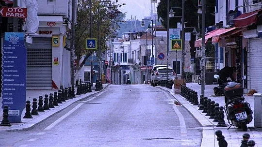 Bodrum sahili çocuklara kaldı