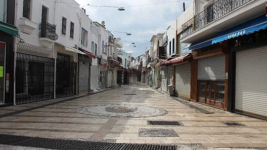 Bodrum sahili çocuklara kaldı