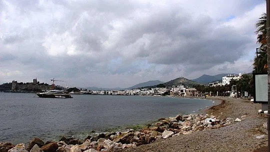 Bodrum sahili çocuklara kaldı
