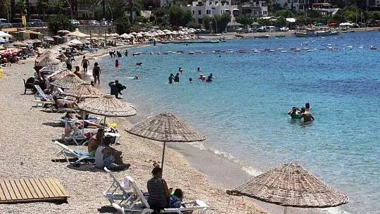 Bodrum sahilleri bayramdan sonra boşaldı