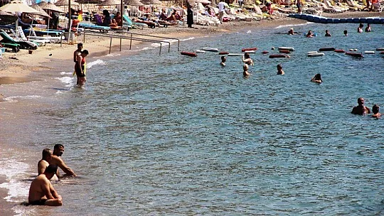 Bodrum sahillerinde yoğunluk azaldı