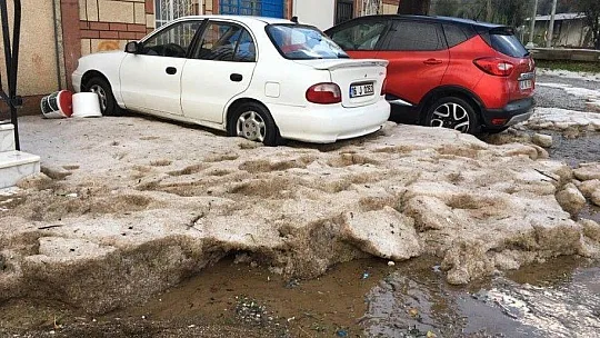 Bodrum'u dolu vurdu evleri, iş yerlerini su bastı