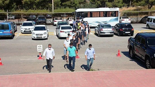 Bodrum'un fuhuş baronu ve adamları yakalandı